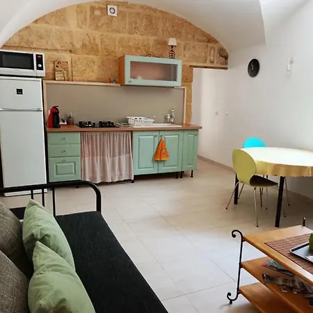 Dans Maison De Maitre, Appartement Independant. Montfrin Extérieur photo