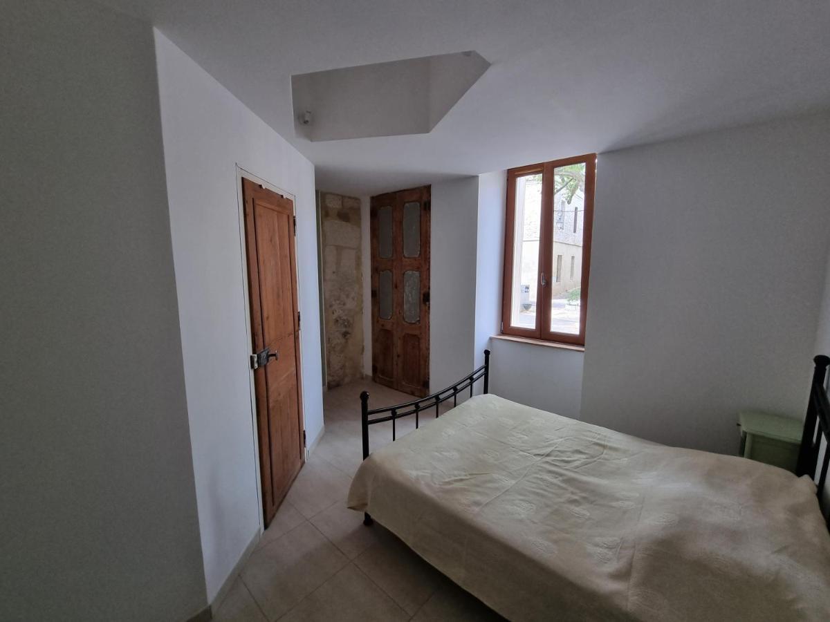Appartement Dans Maison De Maitre, Independant.